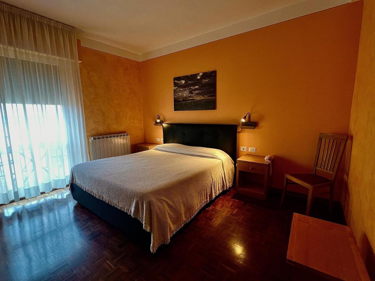 Albergo Di ムルロ エクステリア 写真