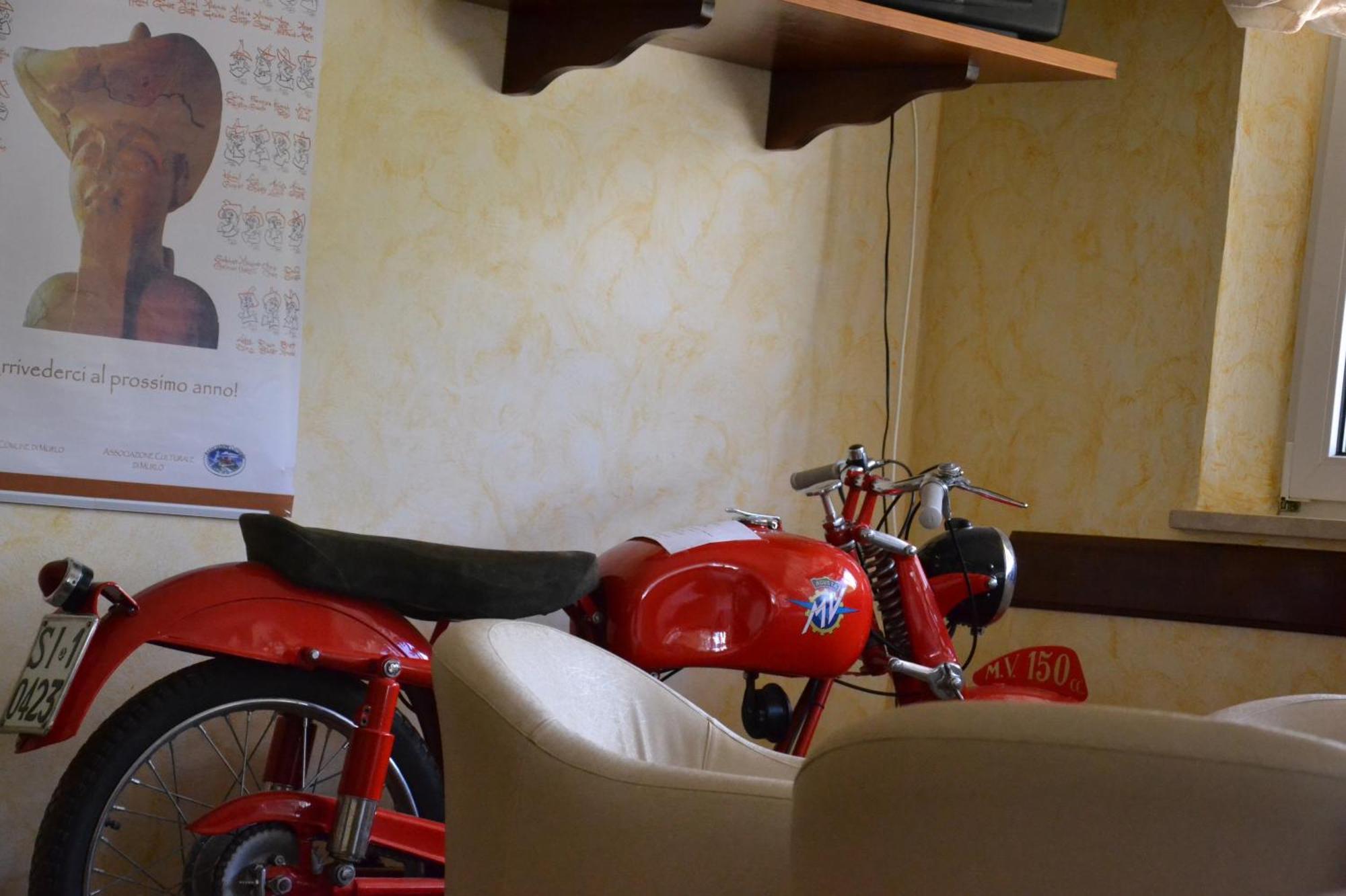 Albergo Di ムルロ エクステリア 写真